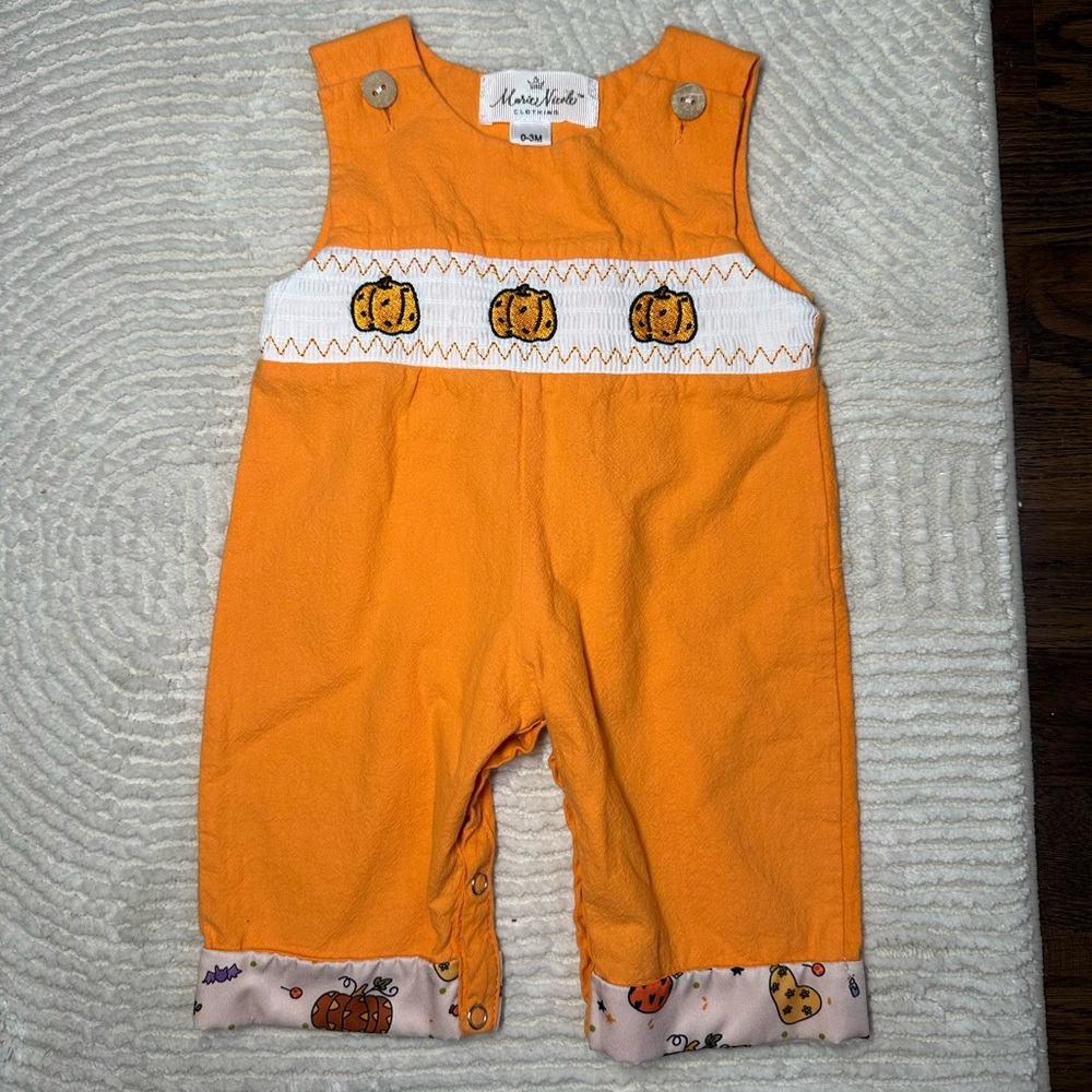 Marie Nicole Smocked Pumpkin Outfit 0-3 Months